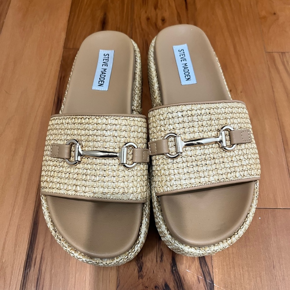 Steve Madden Tan Sandals